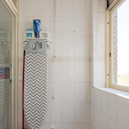 Joivy Stylish Centre Flat With Parking *