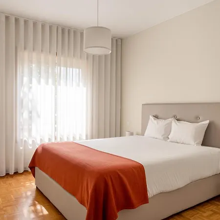 Joivy Stylish Centre Flat With Parking