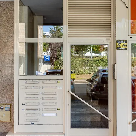 Joivy Stylish Centre Flat With Parking * Maía