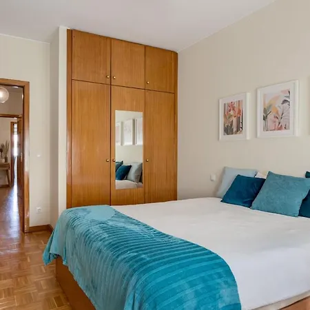 Guestready - Stylish Centre Flat With Parking شقة *