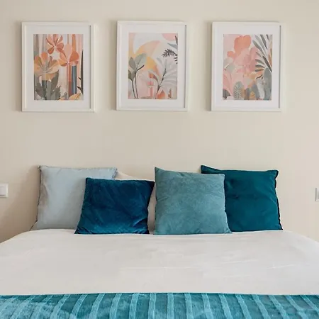 Guestready - Stylish Centre Flat With Parking
