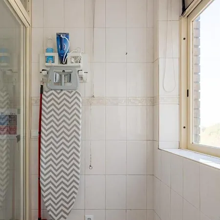 Guestready - Stylish Centre Flat With Parking * Maia (Porto)