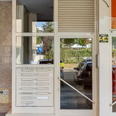 Guestready - Stylish Centre Flat With Parking Apartment